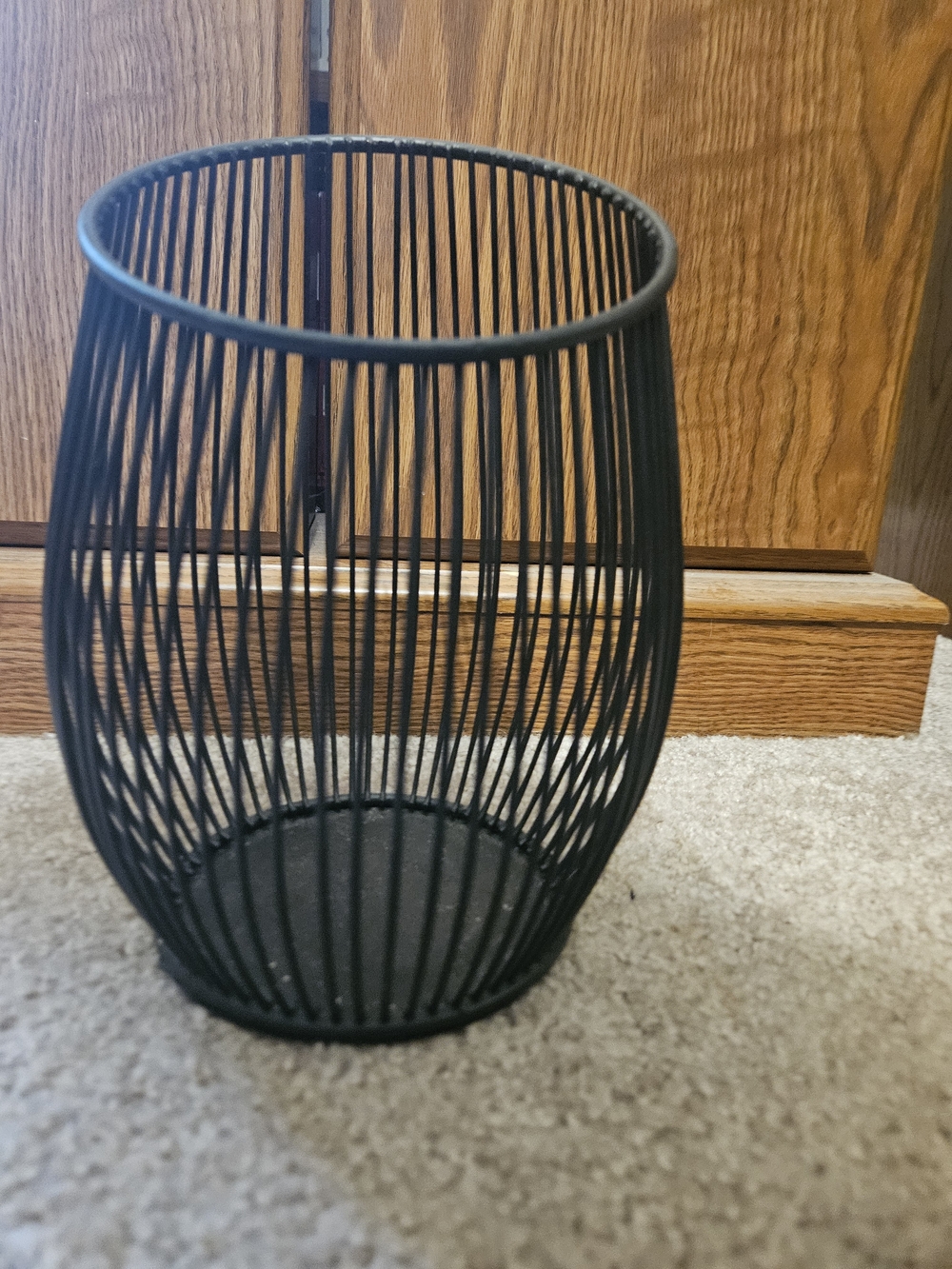 Black Metal Wire Candle Holder